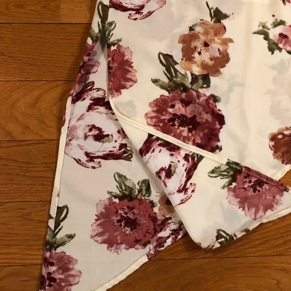 NWOT Floral Asymmetrical Dress - Picture 6 of 8
